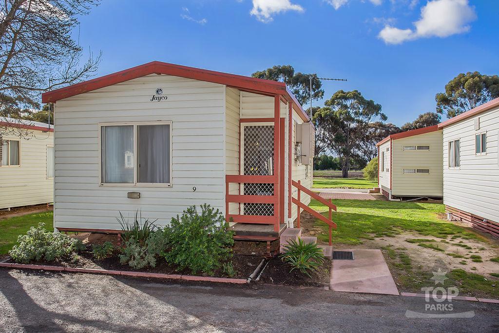 Horsham Holiday Park Экстерьер фото