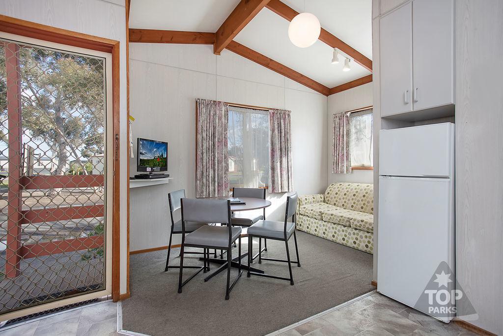 Horsham Holiday Park Экстерьер фото