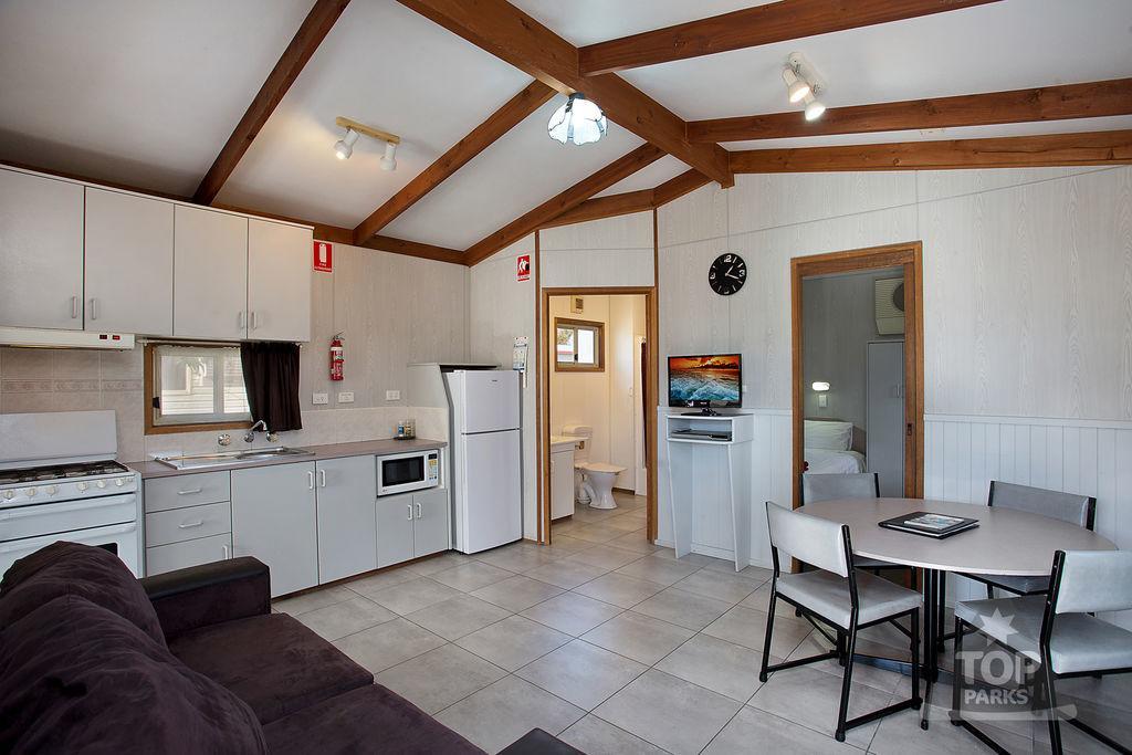 Horsham Holiday Park Экстерьер фото