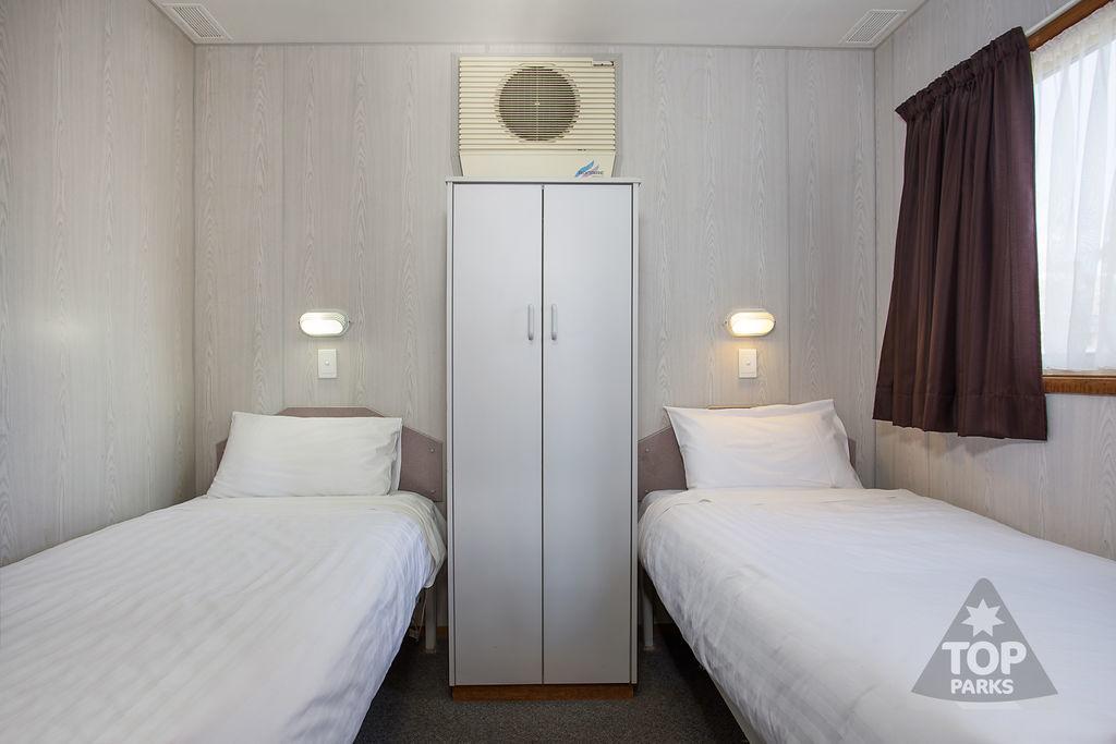 Horsham Holiday Park Экстерьер фото